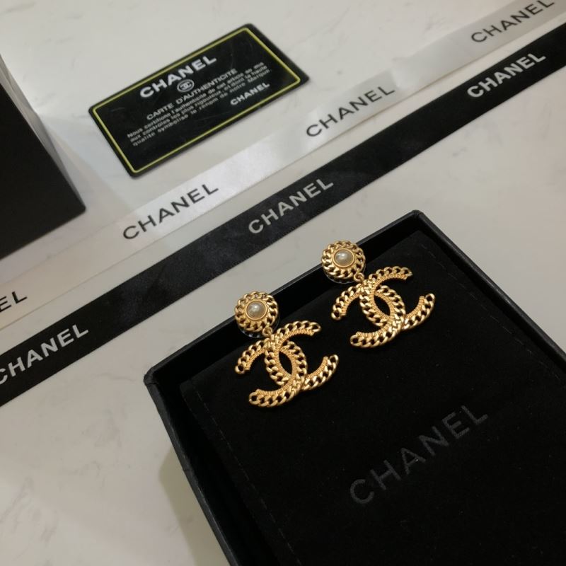 Ch**el earrings